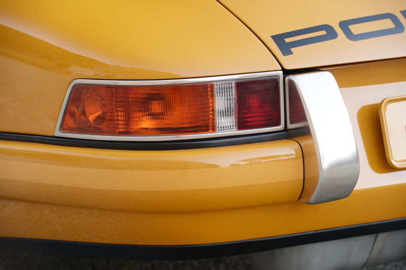 Illustration for article titled Drool All Over Yourselves At This Fantastically Orange 911 Reimagined By Singer